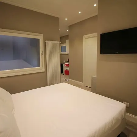 Bell Tower Studio Apartment Florenz Exterior foto